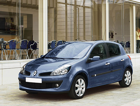 /media/blog/library/drive_safe_renault_clio_2008_in-blog-image_491x372px.jpg
